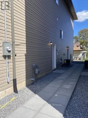 66c Battle Street, Thorold, Ontario  L2V 3W7 - Photo 4 - X12929426