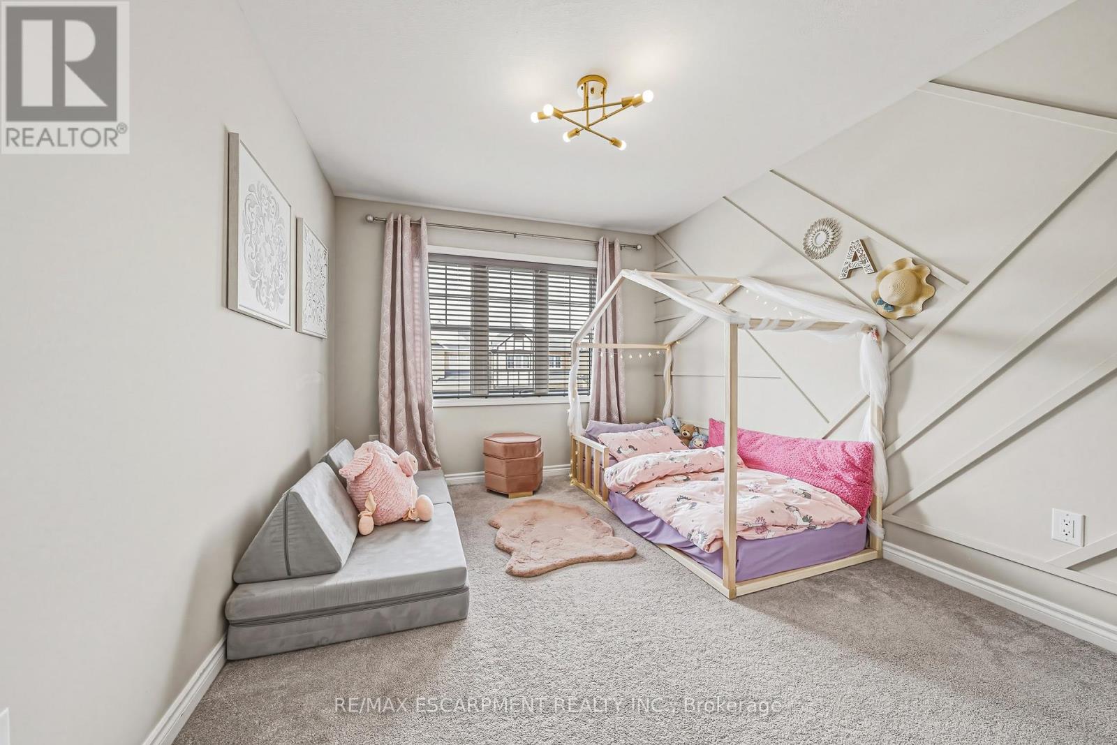 24 Stillwater Crescent, Hamilton, Ontario  L8B 1V6 - Photo 25 - X12929452