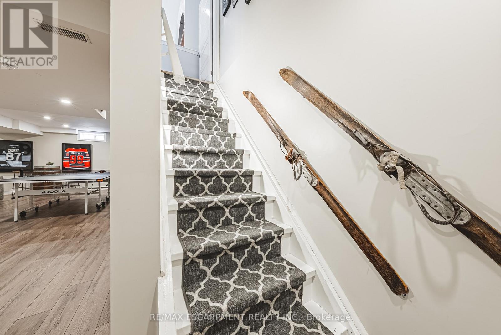 24 Stillwater Crescent, Hamilton, Ontario  L8B 1V6 - Photo 28 - X12929452