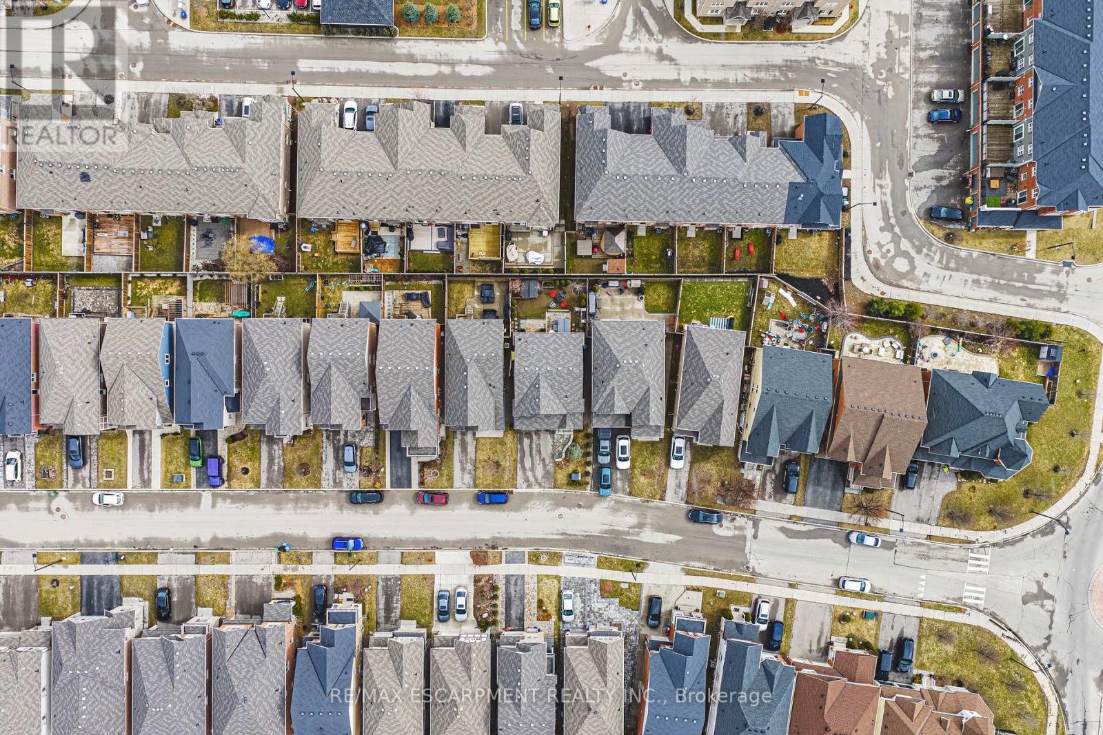 24 Stillwater Crescent, Hamilton, Ontario  L8B 1V6 - Photo 40 - X12929452