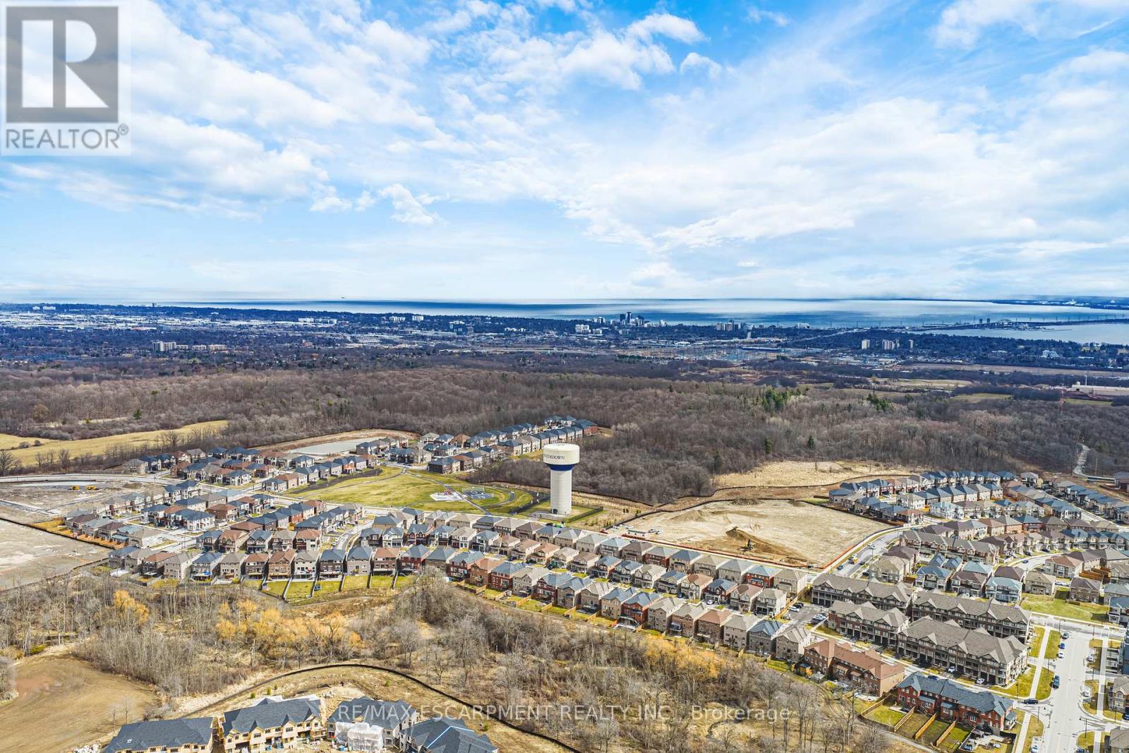 24 Stillwater Crescent, Hamilton, Ontario  L8B 1V6 - Photo 42 - X12929452