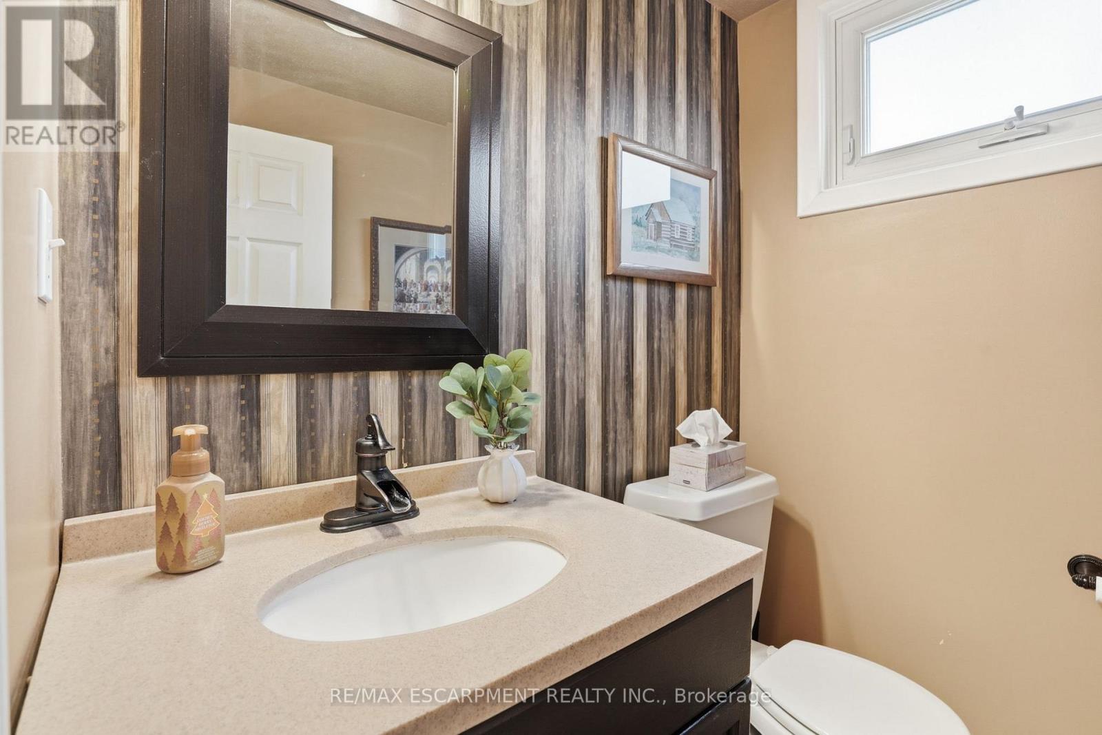 65 Rolston Drive, Hamilton, Ontario  L9C 3X6 - Photo 30 - X12929464