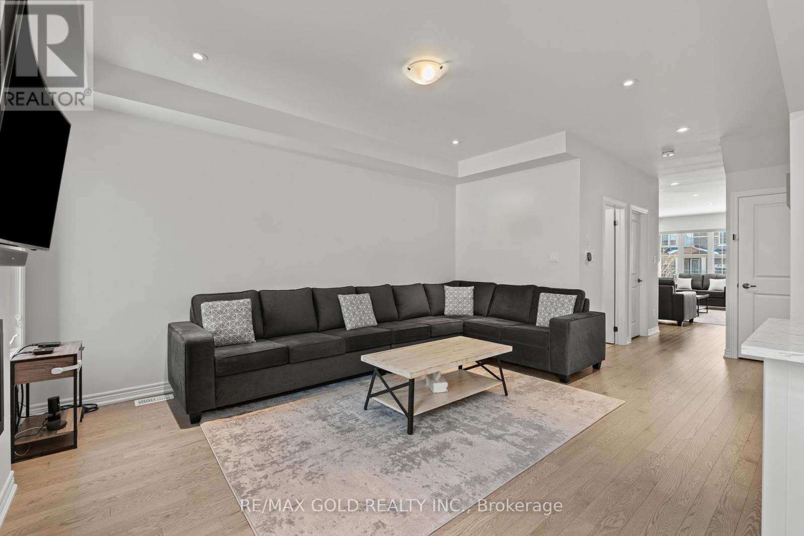 59 Folgate Crescent, Brampton, Ontario  L6R 0B3 - Photo 12 - W12803032