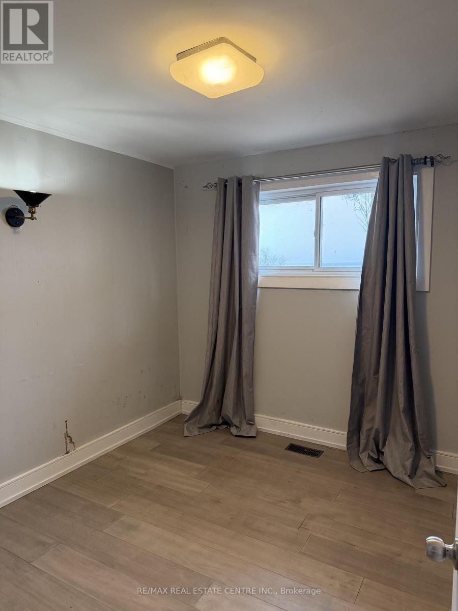 35 Lakeside Avenue, Meaford, Ontario  N4L 1A7 - Photo 18 - X12777894