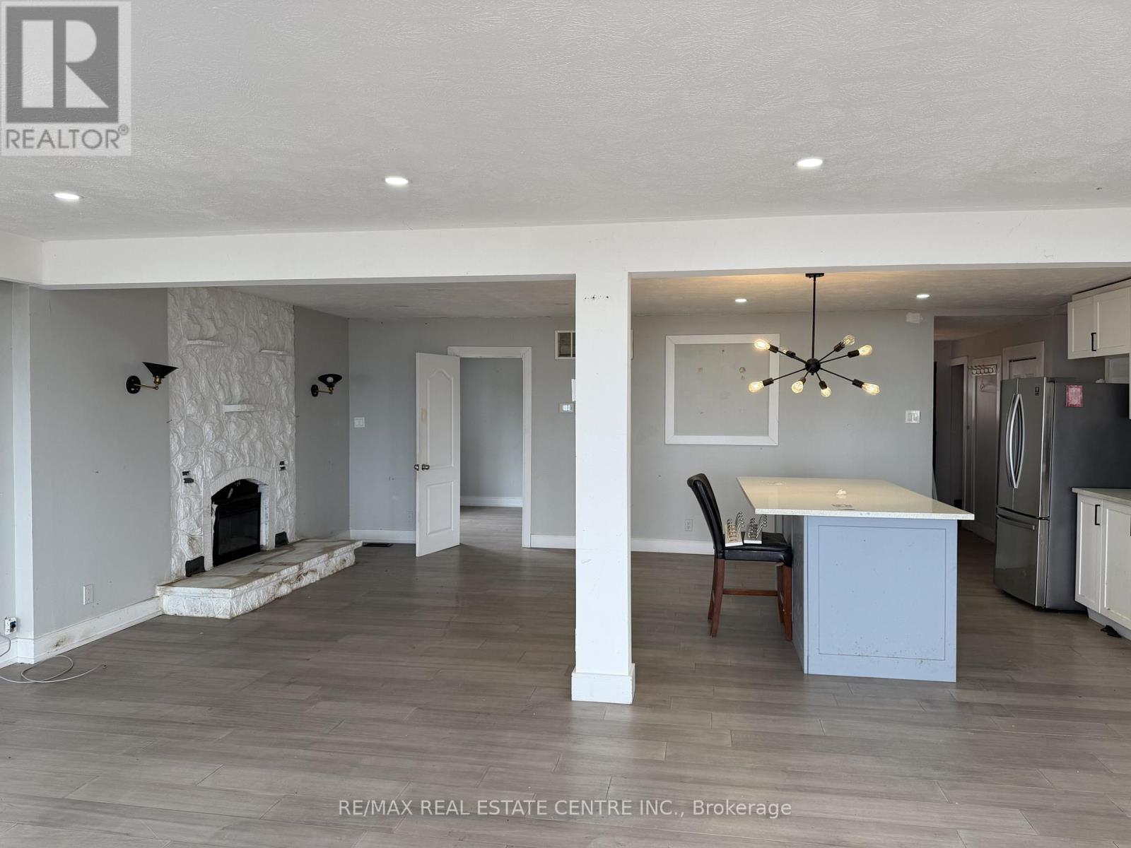 35 Lakeside Avenue, Meaford, Ontario  N4L 1A7 - Photo 6 - X12777894