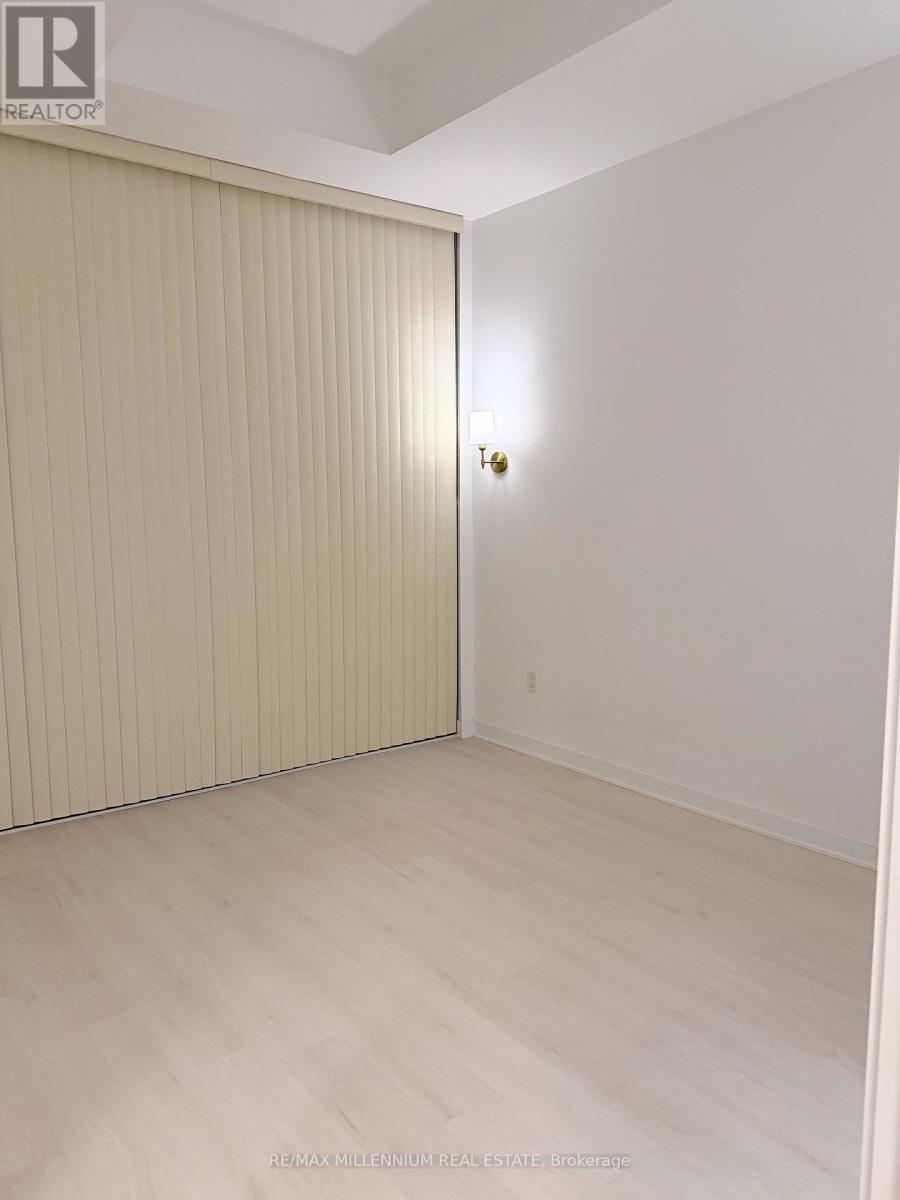 5901 - 3900 Confederation Parkway, Mississauga, Ontario  L5B 0M3 - Photo 17 - W12872320