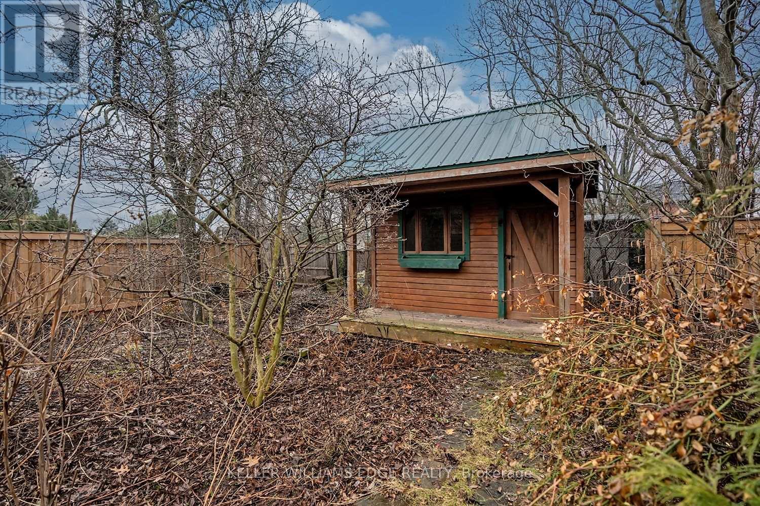 1322 Langdale Crescent, Oakville, Ontario  L6H 2K8 - Photo 24 - W12929216