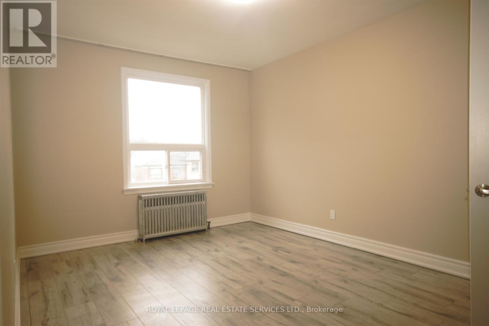 2 - 62 Branstone #2 Road, Toronto, Ontario  M6Z 4E4 - Photo 9 - W12928906