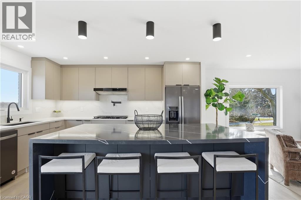 296 Ridge Road W, Grimsby, Ontario  L3M 4E7 - Photo 10 - 40815688