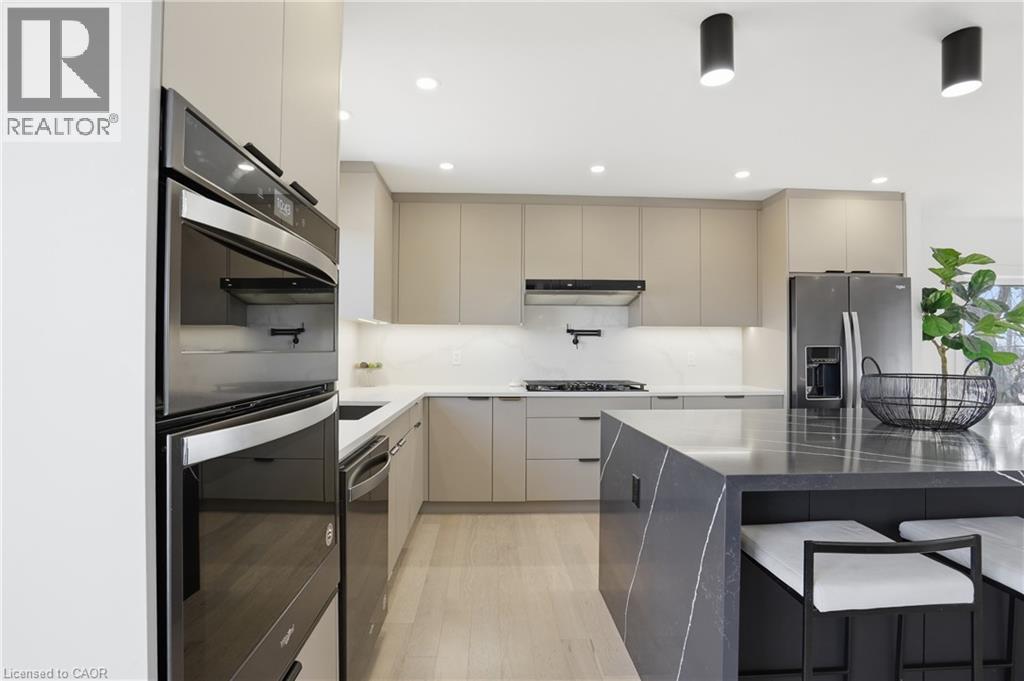 296 Ridge Road W, Grimsby, Ontario  L3M 4E7 - Photo 13 - 40815688