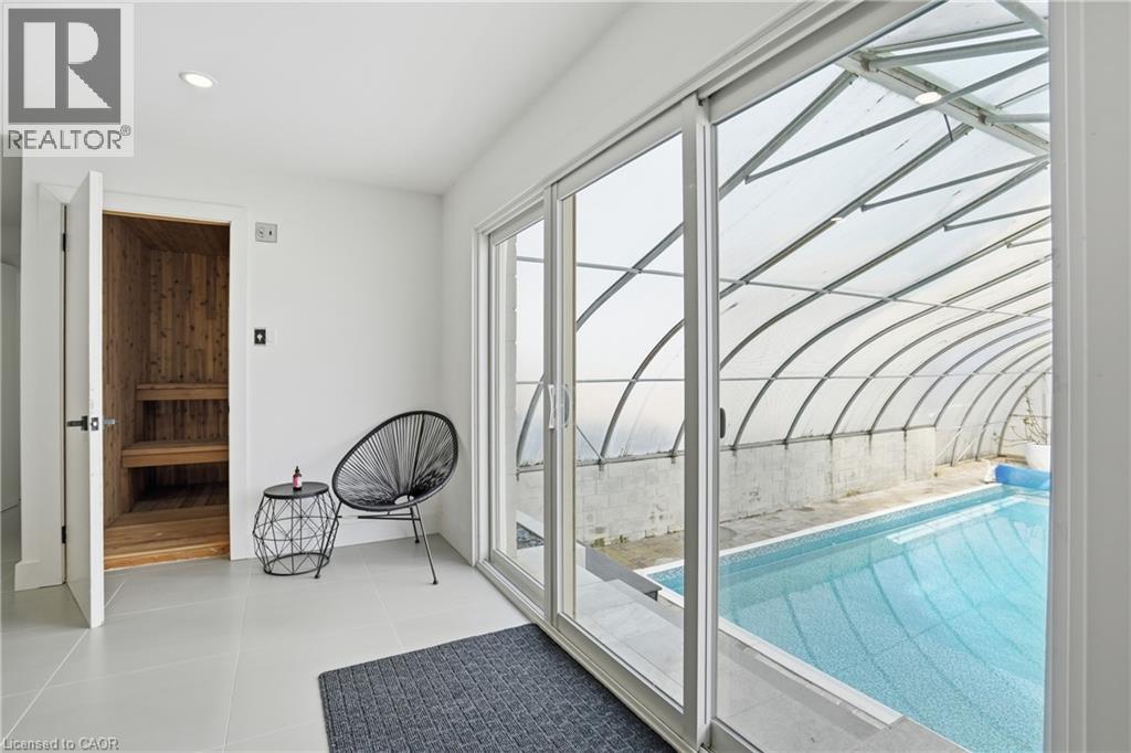 296 Ridge Road W, Grimsby, Ontario  L3M 4E7 - Photo 39 - 40815688