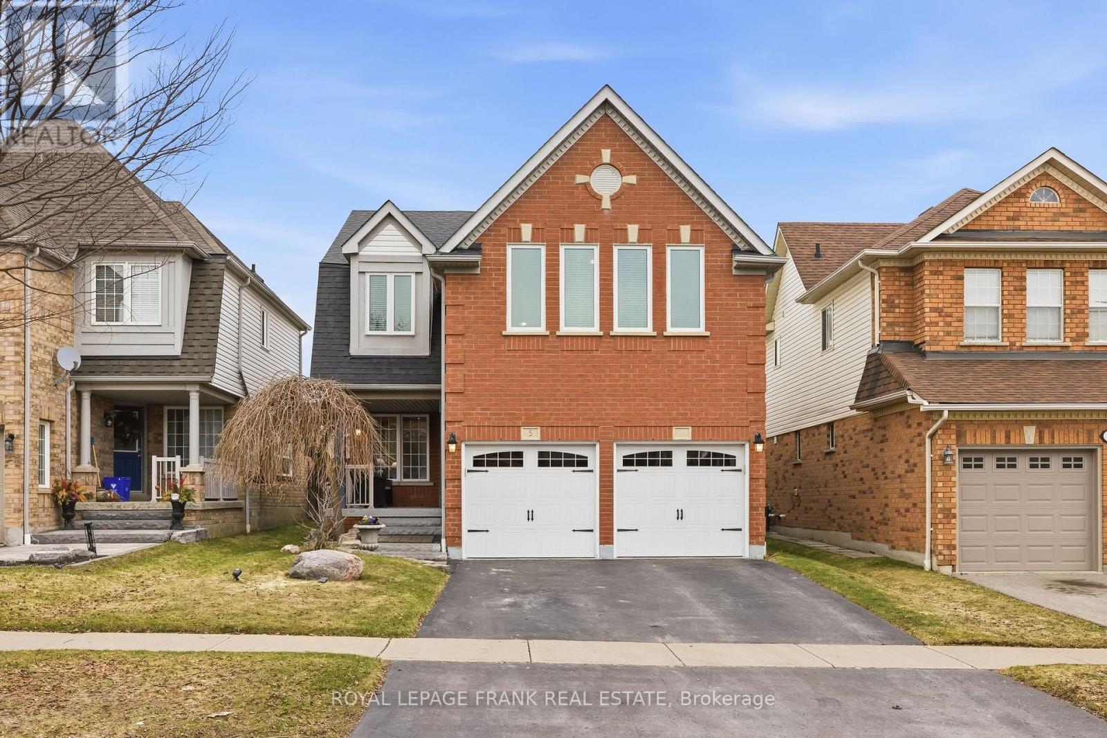 5 Telegraph Drive, Whitby, Ontario  L1P 1S2 - Photo 1 - E12929554