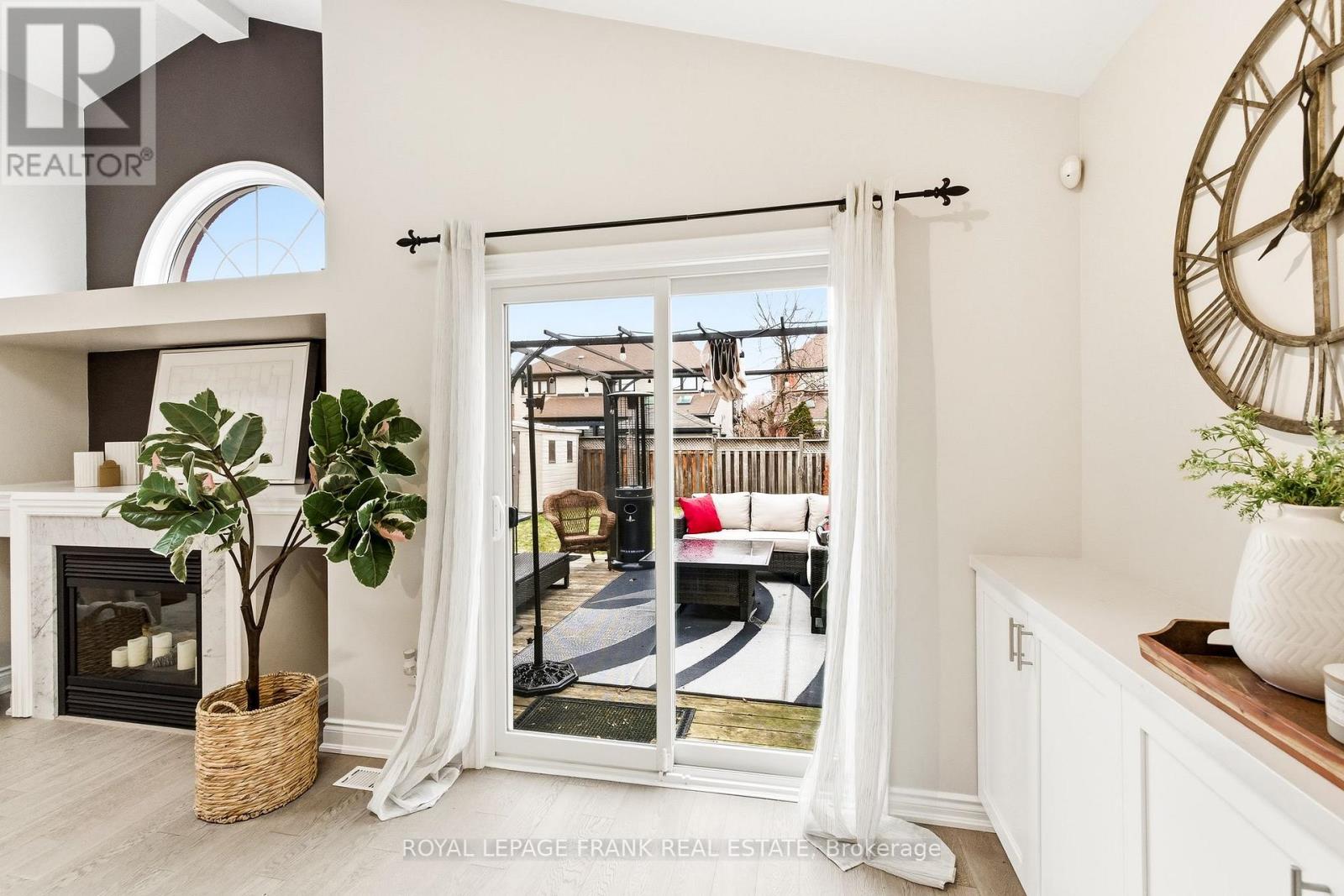 5 Telegraph Drive, Whitby, Ontario  L1P 1S2 - Photo 22 - E12929554