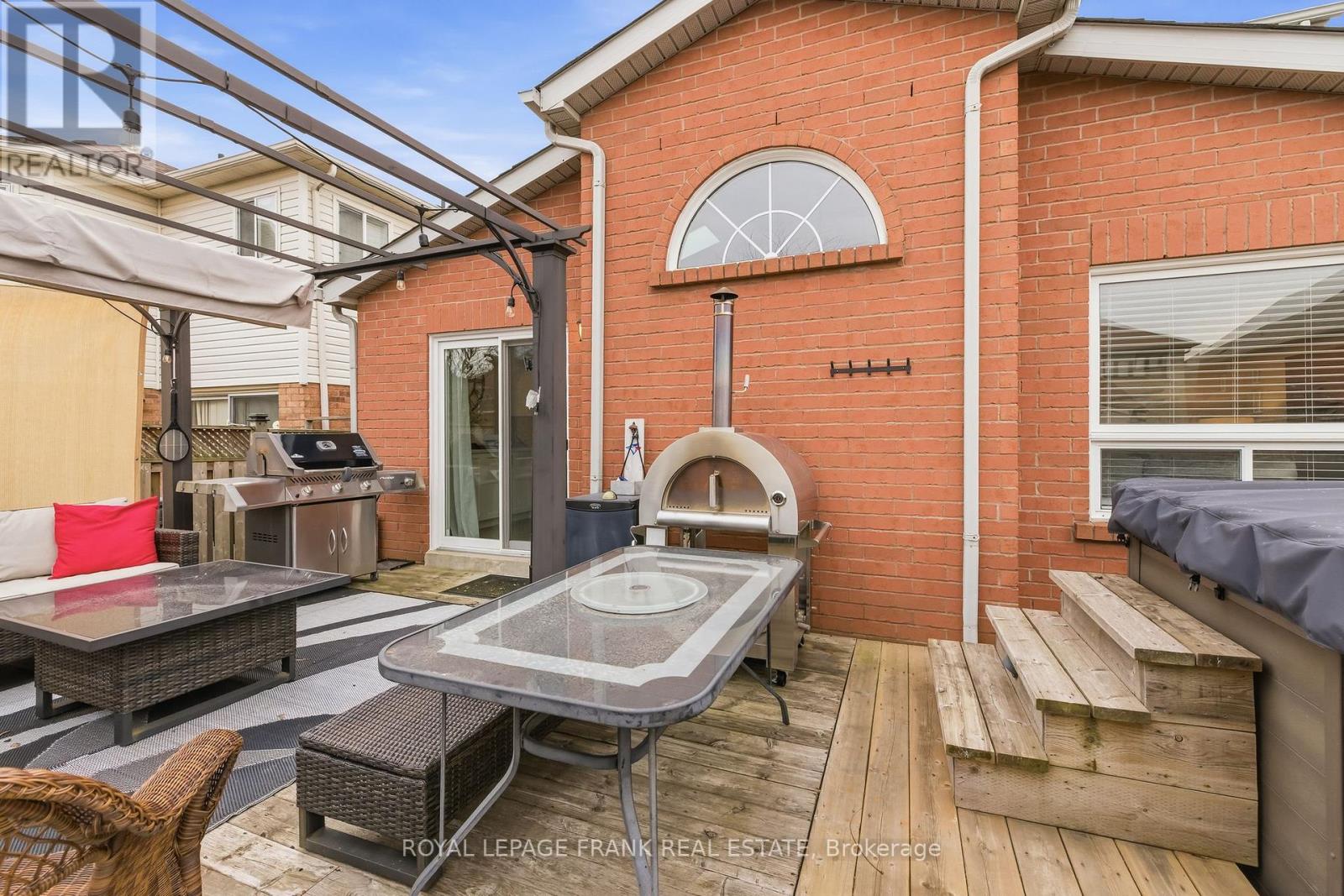 5 Telegraph Drive, Whitby, Ontario  L1P 1S2 - Photo 38 - E12929554