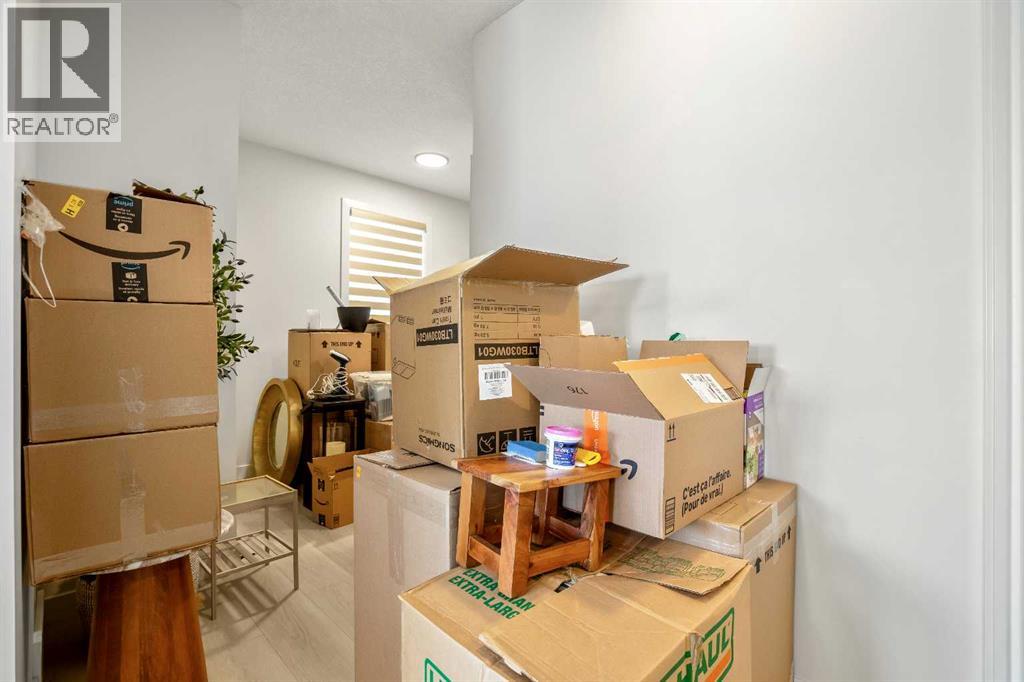 3081 Key Drive SW, Airdrie, Alberta  T4B 5T1 - Photo 3 - A2296989