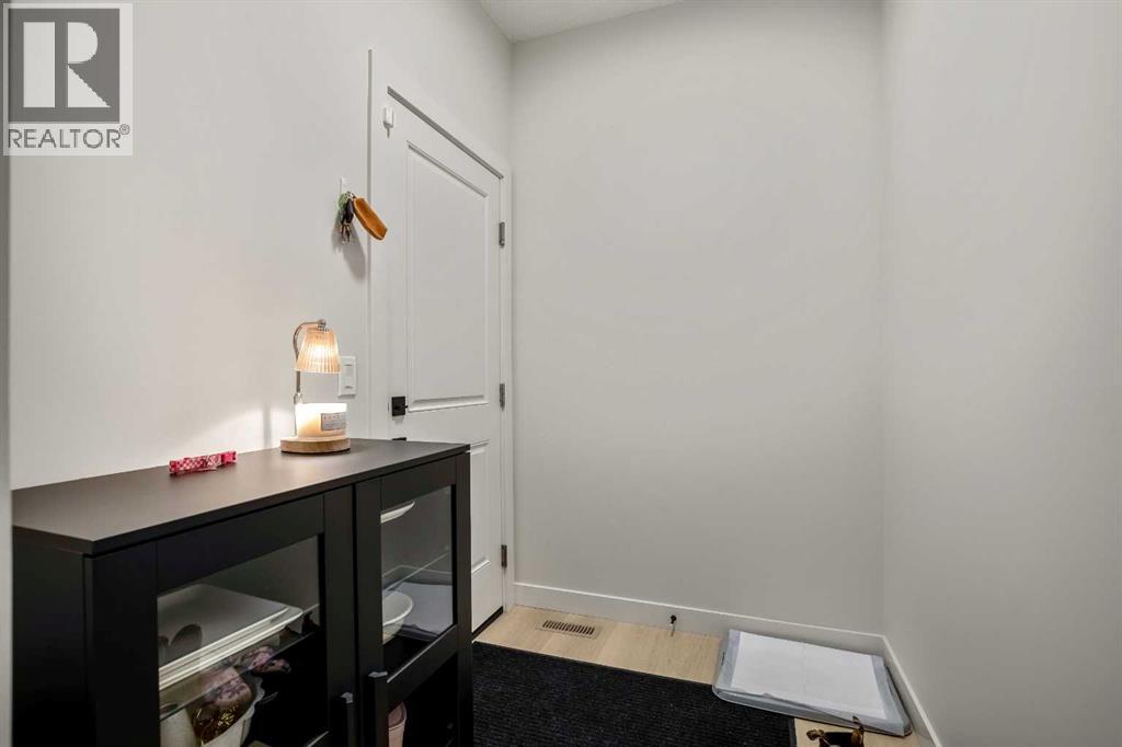 3081 Key Drive SW, Airdrie, Alberta  T4B 5T1 - Photo 5 - A2296989