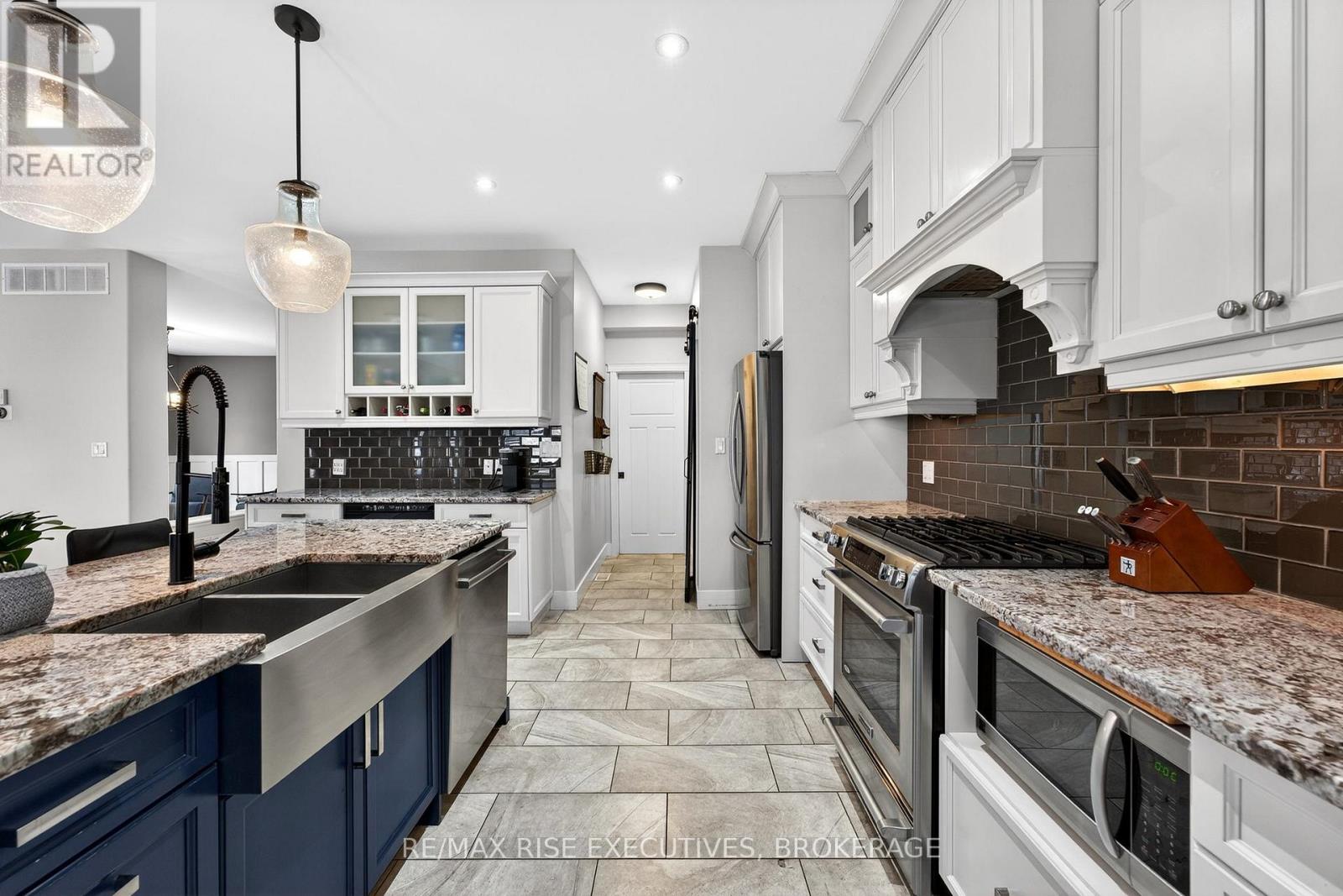 700 Stonehenge Street, Kingston, Ontario  K7P 0B2 - Photo 12 - X12929570