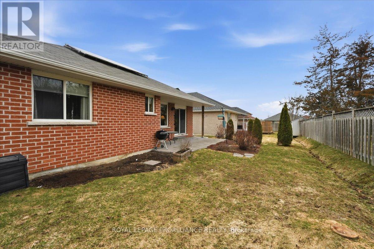 12 Chelsea Crescent, Belleville, Ontario  K8N 4Z5 - Photo 25 - X12929550
