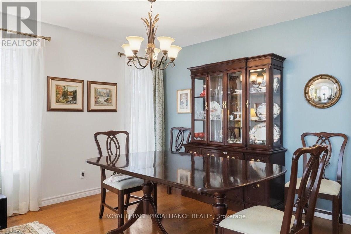 12 Chelsea Crescent, Belleville, Ontario  K8N 4Z5 - Photo 6 - X12929550