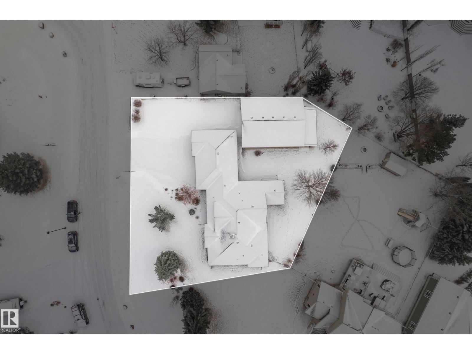 19 Country Ln, Stony Plain, Alberta  T7Z 2L1 - Photo 3 - E4476538