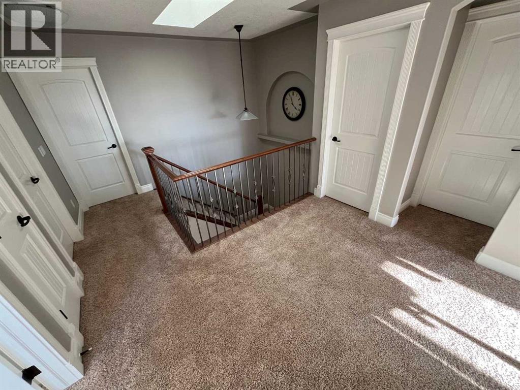 75 Royal Abbey Rise Nw, Calgary, Alberta  T3G 4Y5 - Photo 7 - A2284582