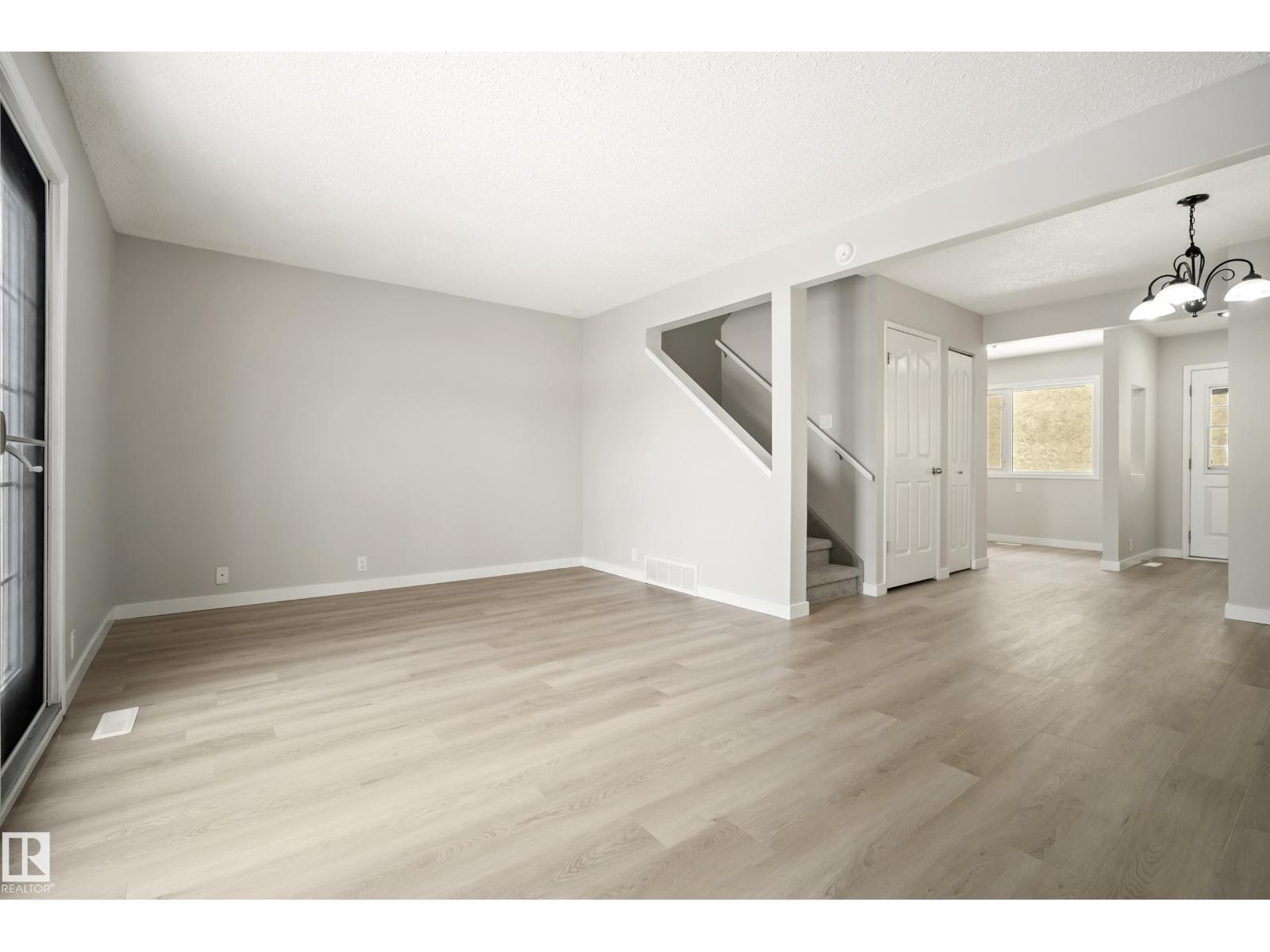 3311 139 Av Nw, Edmonton, Alberta  T5Y 1T2 - Photo 10 - E4479205