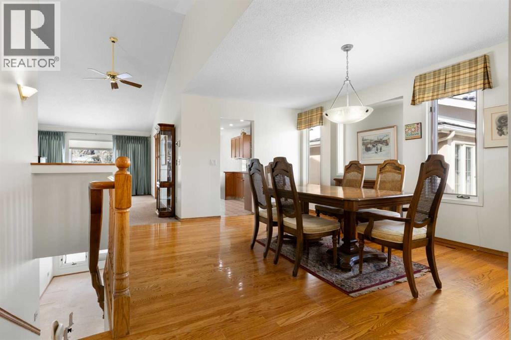 176 Christie Park Manor Sw, Calgary, Alberta  T3H 2T6 - Photo 4 - A2293322