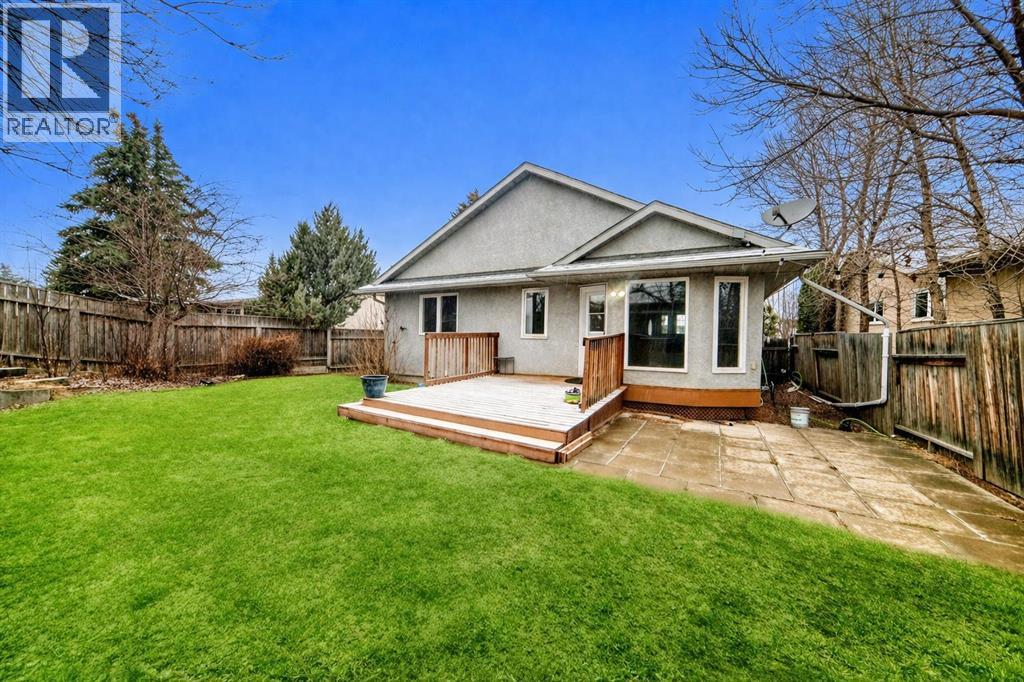 52 Mt Crandell Crescent W, Lethbridge, Alberta  T1K 6L6 - Photo 28 - A2295332