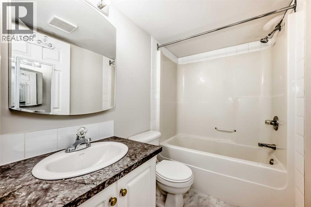 215, 290 Shawville Way Se, Calgary, Alberta  T2Y 3Z9 - Photo 12 - A2295733