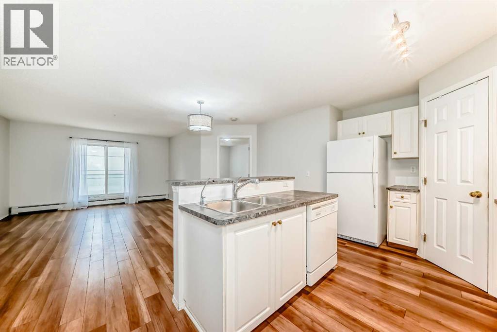 215, 290 Shawville Way Se, Calgary, Alberta  T2Y 3Z9 - Photo 5 - A2295733