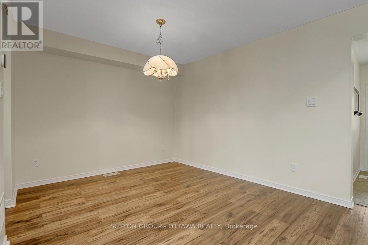124 Cedardown Private, Ottawa, Ontario  K2J 0W2 - Photo 12 - X12929456
