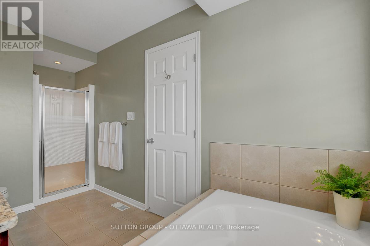 124 Cedardown Private, Ottawa, Ontario  K2J 0W2 - Photo 31 - X12929456
