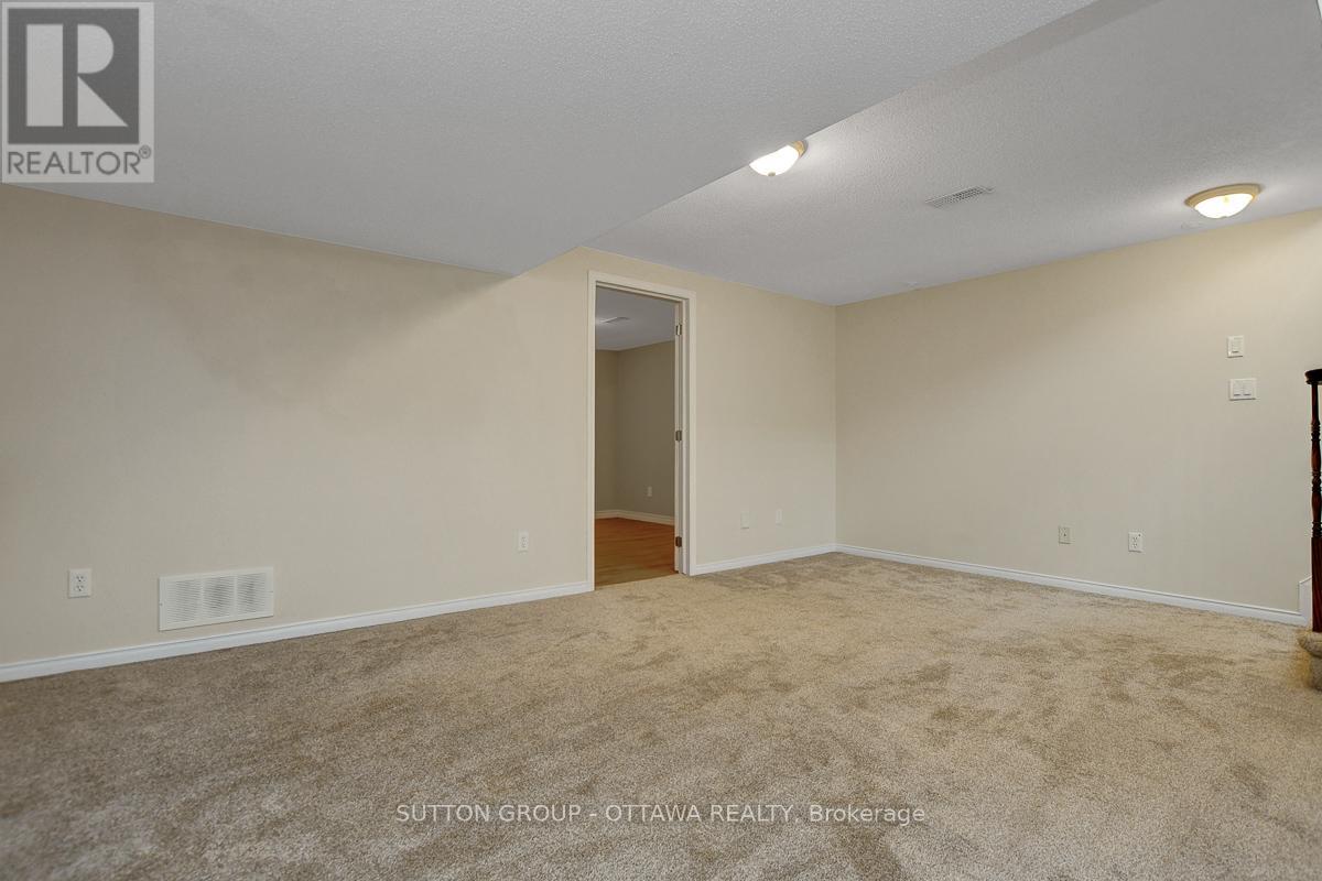 124 Cedardown Private, Ottawa, Ontario  K2J 0W2 - Photo 41 - X12929456