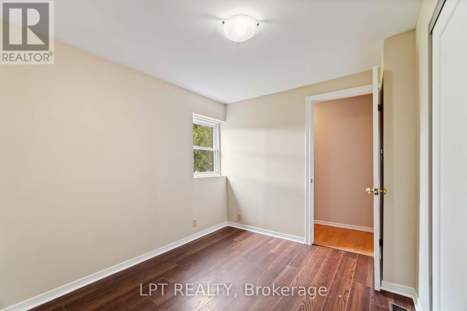 222 Bartholomew Street, Brockville, Ontario  K6V 2S6 - Photo 14 - X12929520