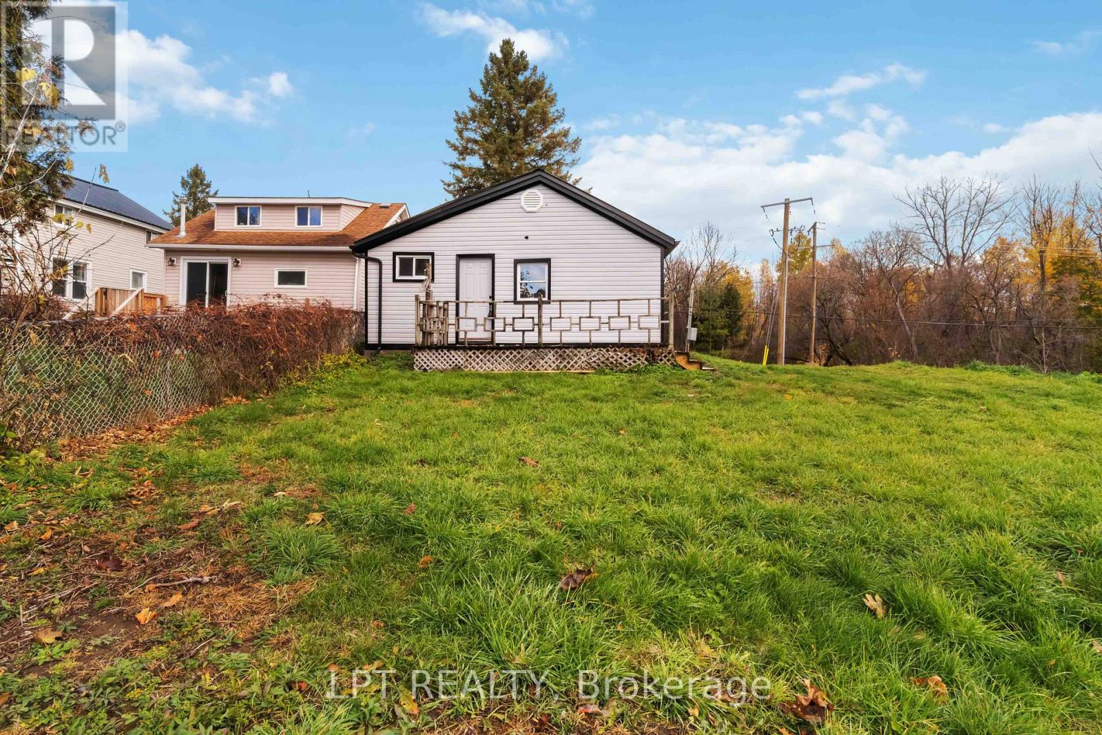 222 Bartholomew Street, Brockville, Ontario  K6V 2S6 - Photo 47 - X12929520