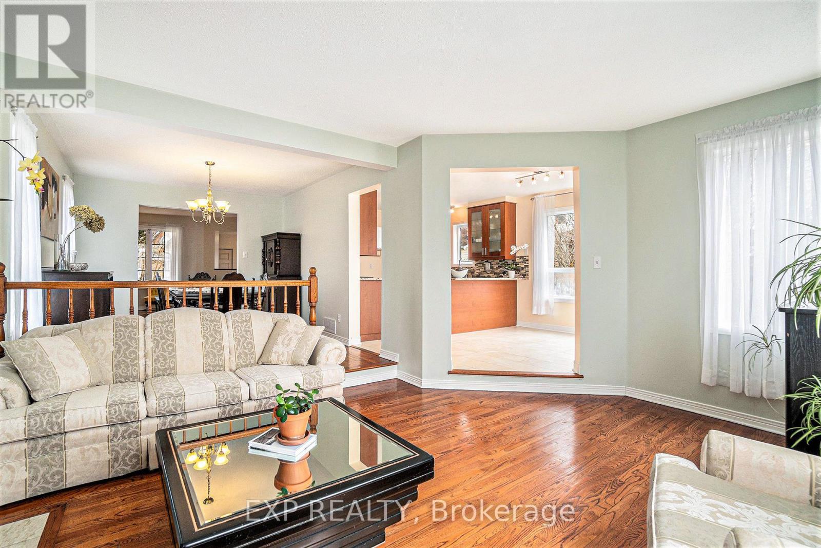 29 Woodford Way, Ottawa, Ontario  K2J 4B9 - Photo 12 - X12929540