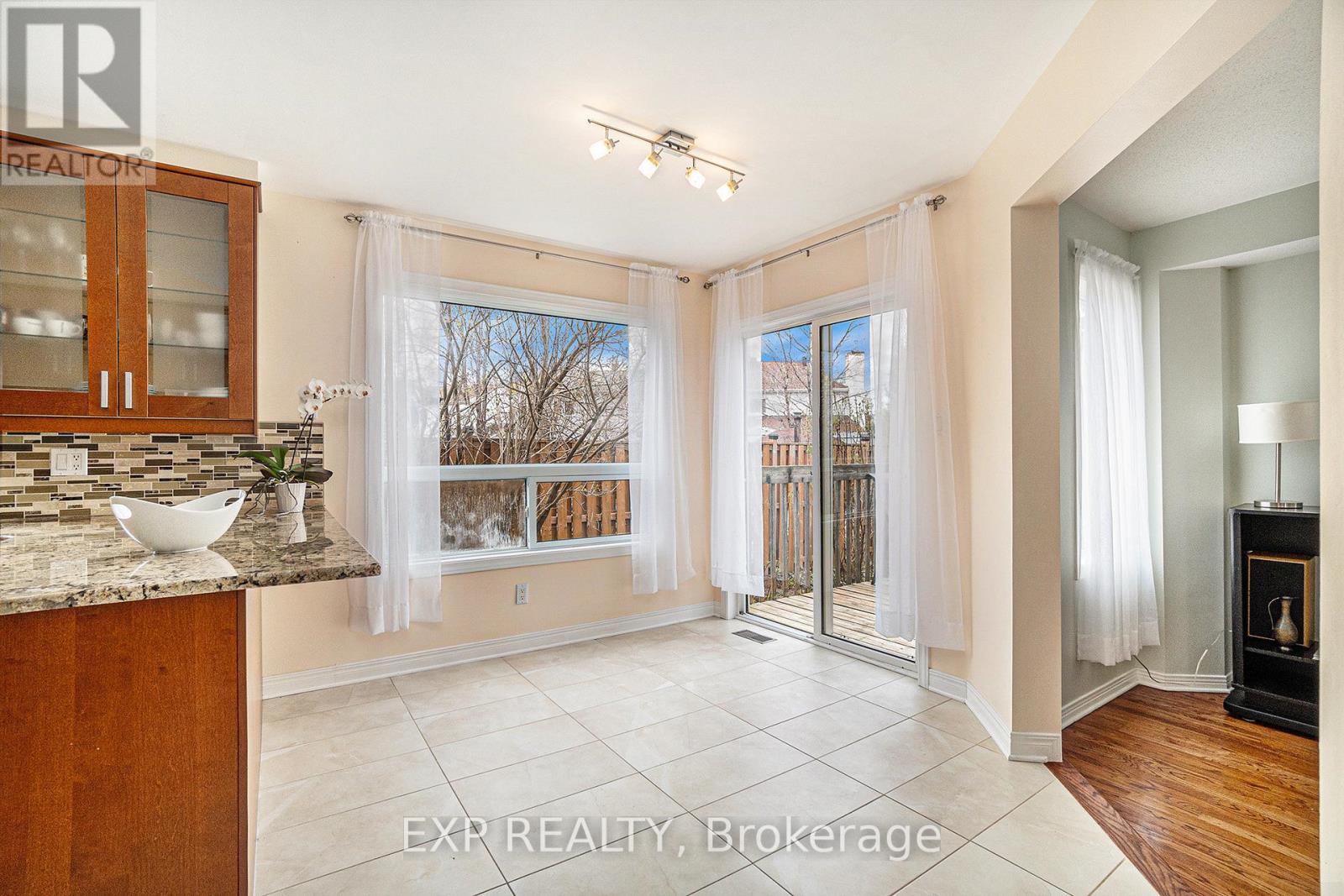 29 Woodford Way, Ottawa, Ontario  K2J 4B9 - Photo 19 - X12929540