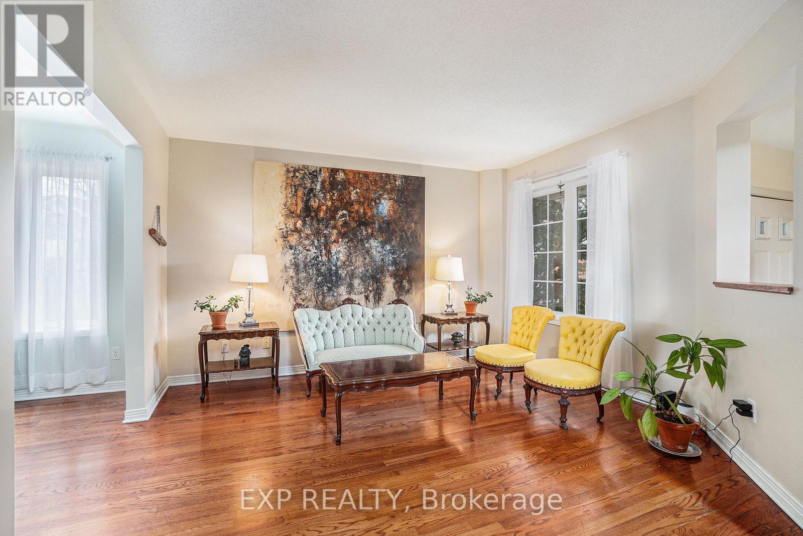 29 Woodford Way, Ottawa, Ontario  K2J 4B9 - Photo 5 - X12929540