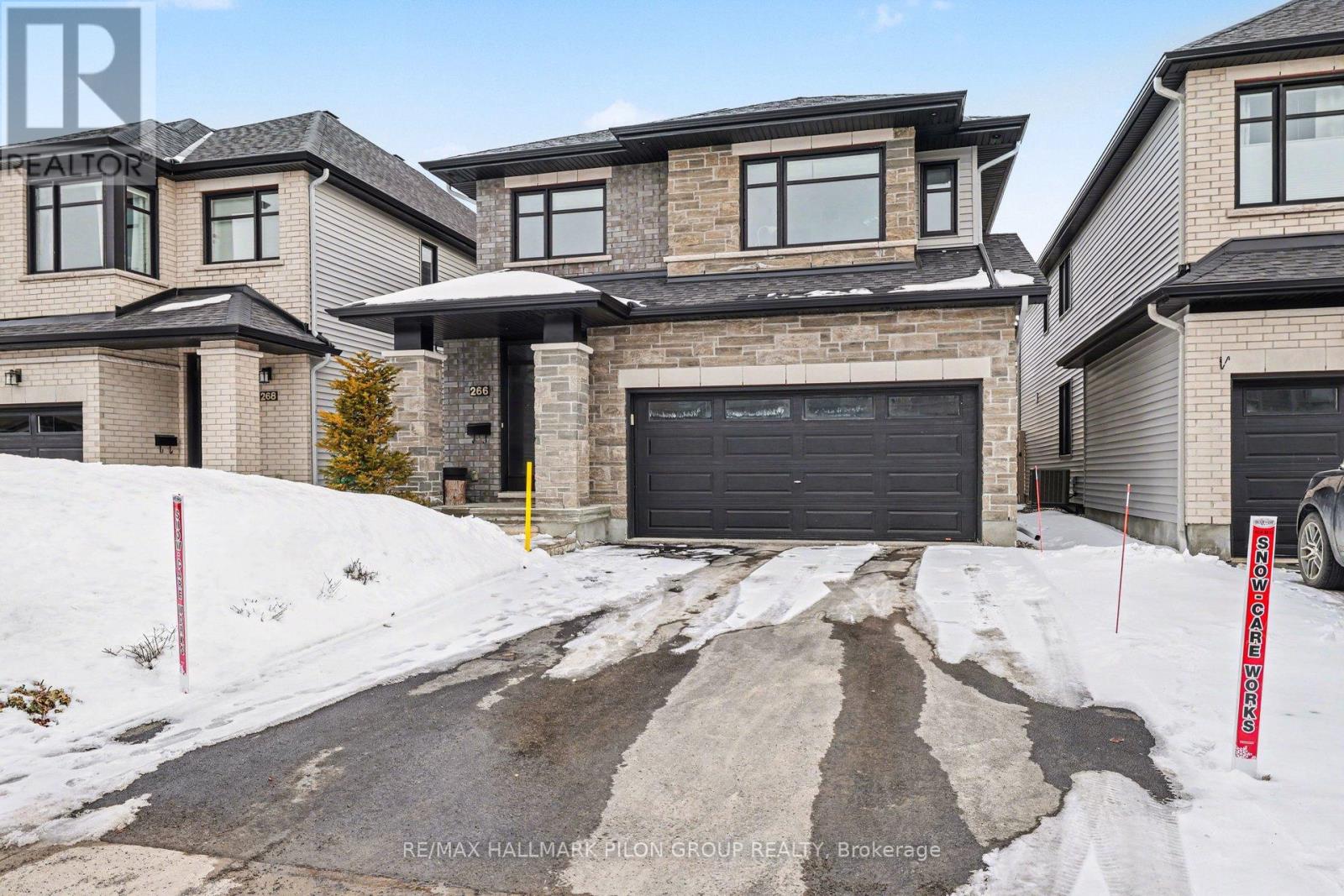 266 Shinleaf Crescent, Ottawa, Ontario  K1W 0J2 - Photo 2 - X12929584