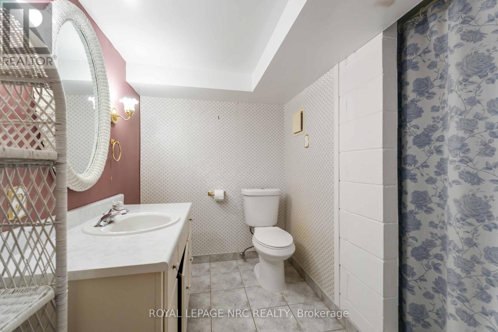 3987 Montcalm Crescent, Niagara Falls, Ontario  L2G 6L9 - Photo 29 - X12929568