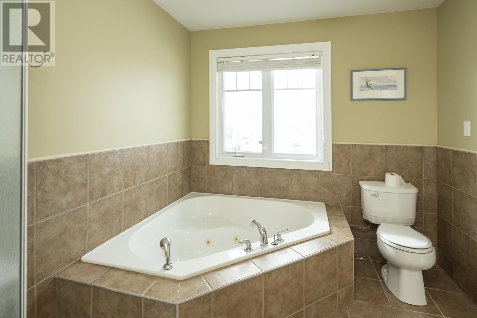 253 Newcastle Dr., Thunder Bay, Ontario  P7G 1C9 - Photo 36 - TB2600559