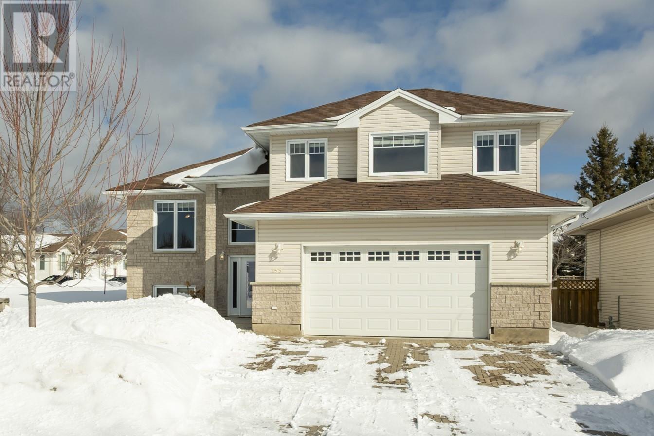 253 Newcastle Dr., Thunder Bay, Ontario  P7G 1C9 - Photo 4 - TB2600559