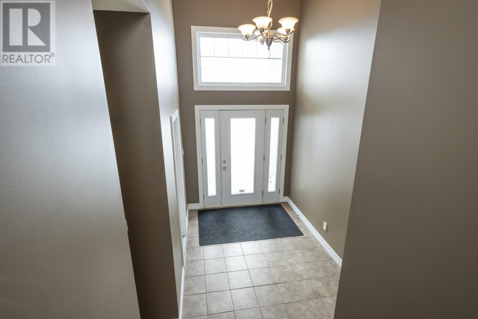 253 Newcastle Dr., Thunder Bay, Ontario  P7G 1C9 - Photo 9 - TB2600559