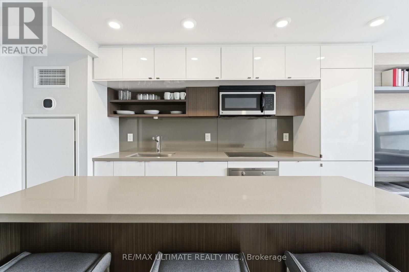 811 - 111 St Clair Avenue W, Toronto, Ontario  M4V 1N5 - Photo 10 - C12929476