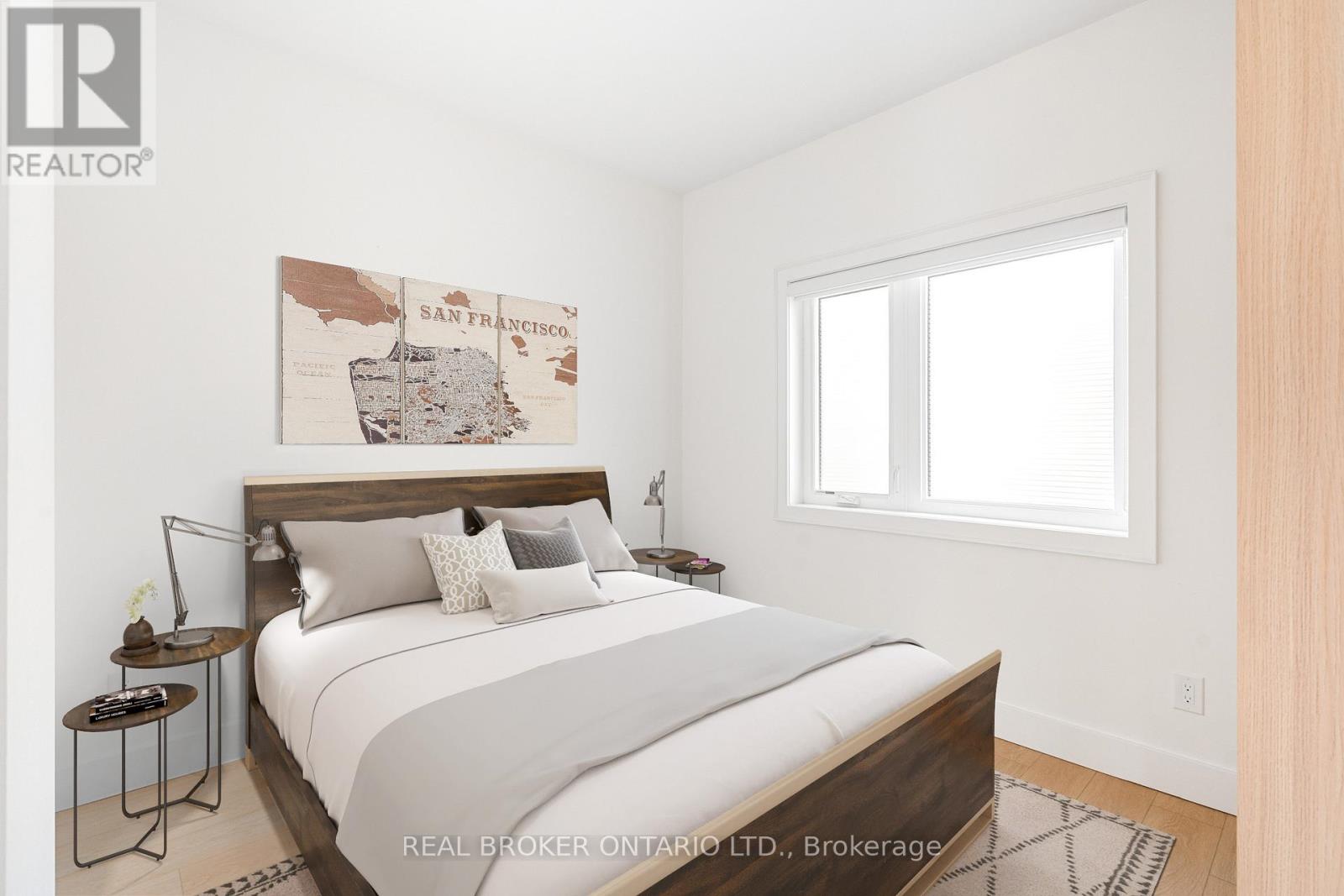 Laneway - 21 Farnham Avenue, Toronto, Ontario  M4V 1H6 - Photo 9 - C12929484