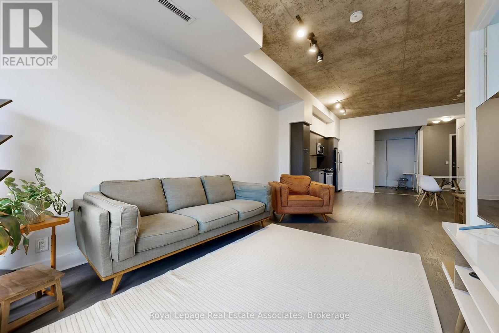 814 - 399 Adelaide Street W, Toronto, Ontario  M5V 1S1 - Photo 15 - C12929486