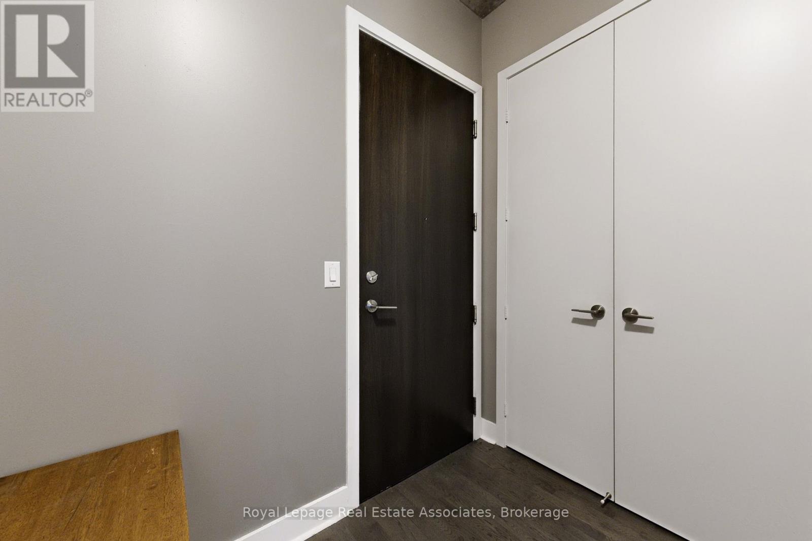 814 - 399 Adelaide Street W, Toronto, Ontario  M5V 1S1 - Photo 5 - C12929486