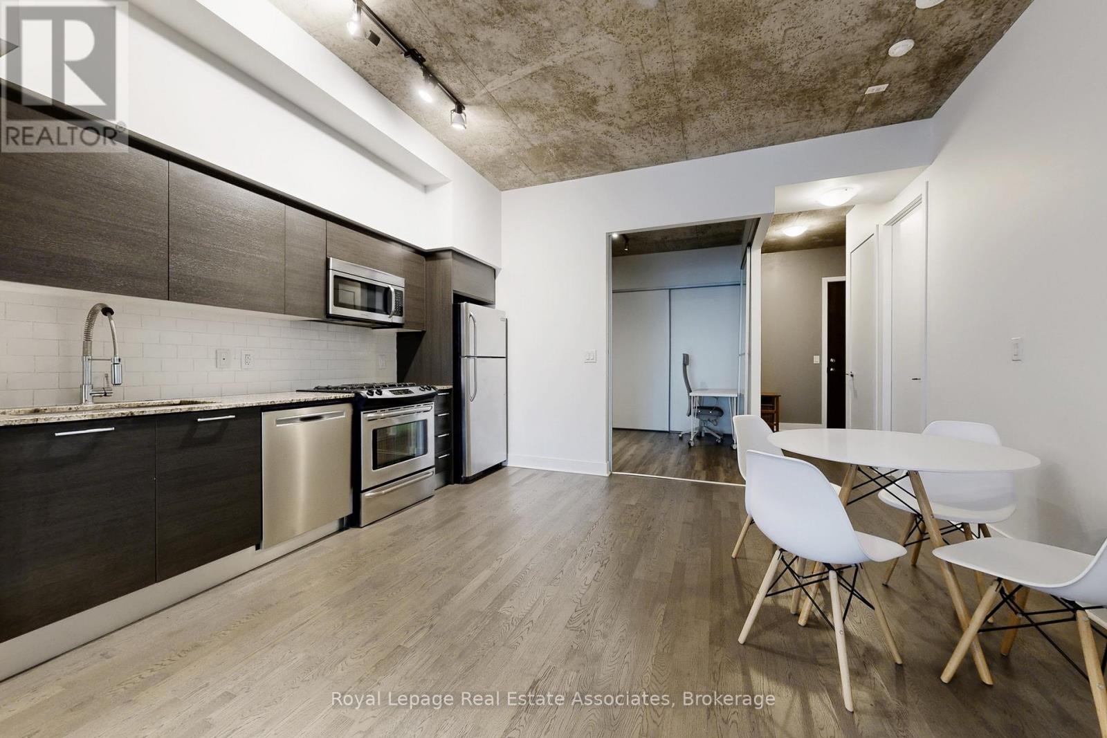 814 - 399 Adelaide Street W, Toronto, Ontario  M5V 1S1 - Photo 6 - C12929486