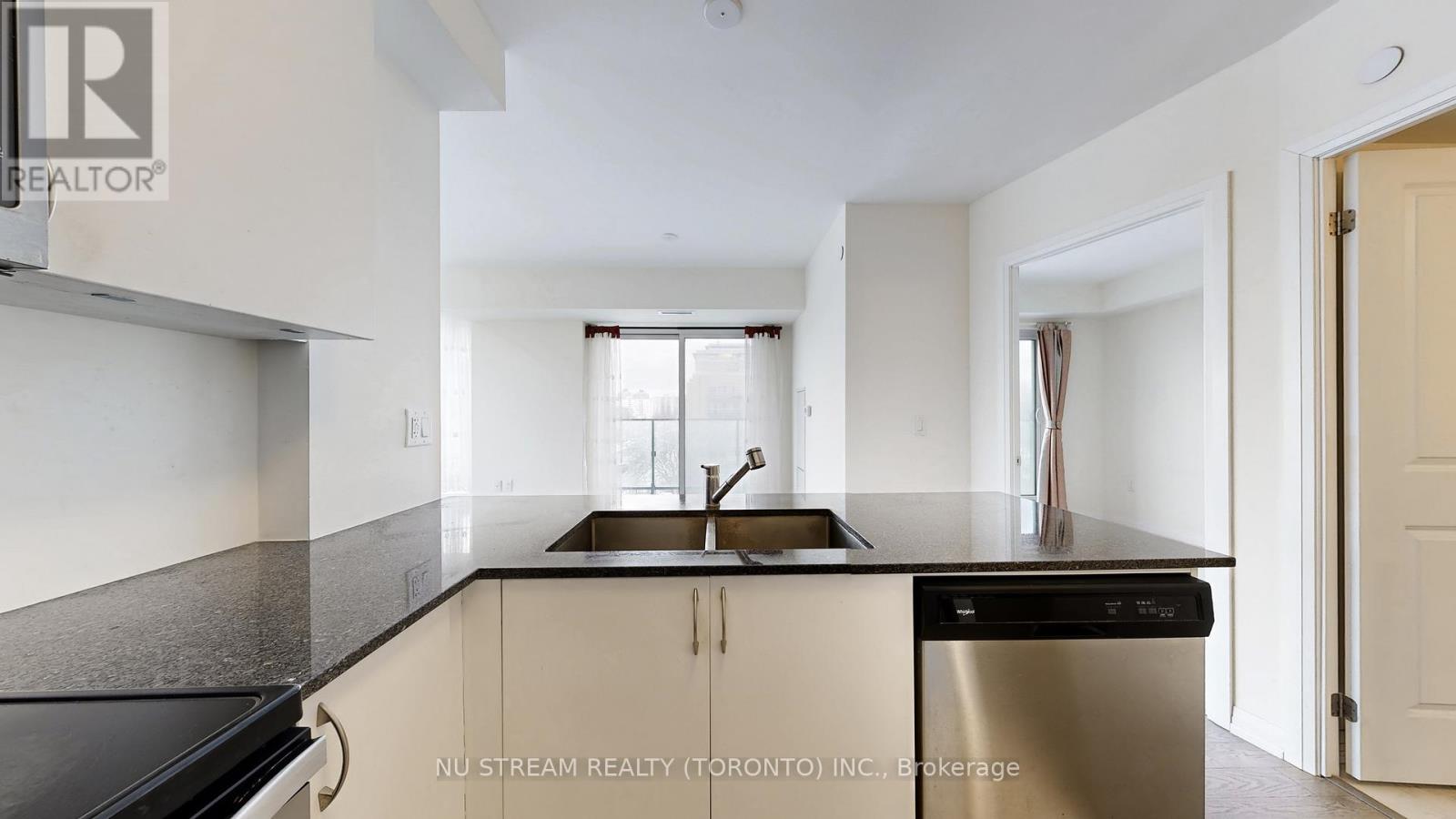 511 - 741 Sheppard Avenue W, Toronto, Ontario  M3H 2S9 - Photo 17 - C12929530