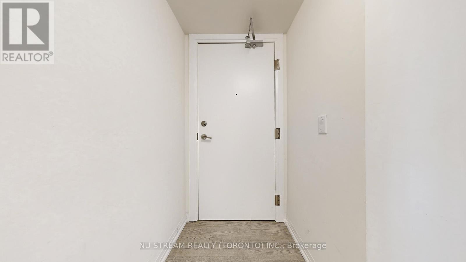 511 - 741 Sheppard Avenue W, Toronto, Ontario  M3H 2S9 - Photo 8 - C12929530